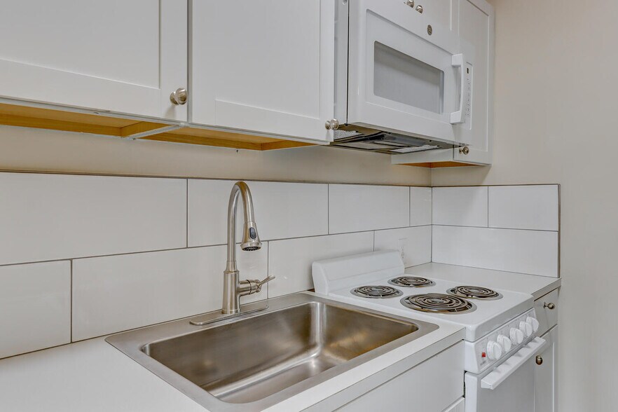 More Photos Of 218 N Avenue C, Kuna Apartments For Sale