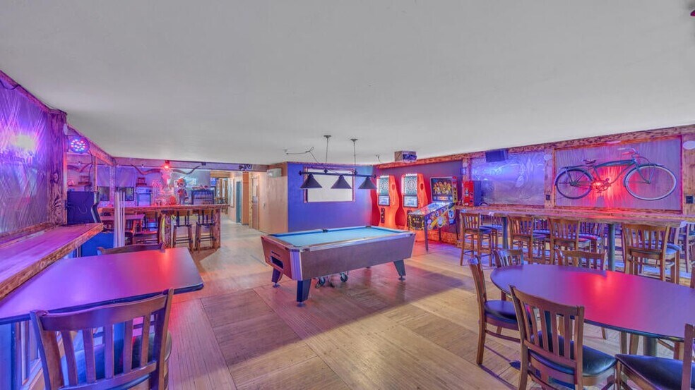 More Photos Of 908 Michigan Ave, Sheboygan Bar For Sale