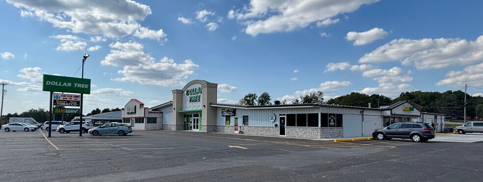 More Photos Of 800-836 W Bellevue St, Leslie Unknown For Lease