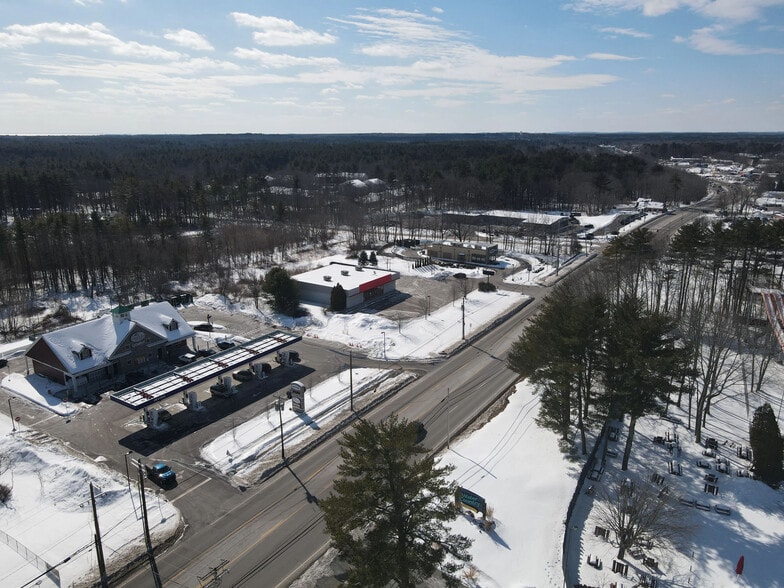 More Photos Of 2299 Lafayette Rd, Portsmouth Freestanding For Lease
