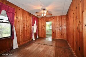 More Photos Of 615 S Washington St, Maryville Office For Sale