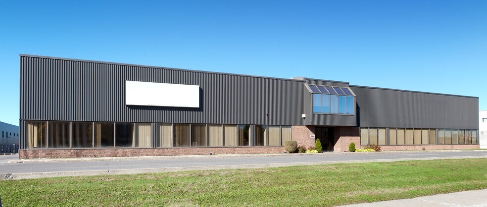Primary Photo Of 1805 Av 50E, Lachine Warehouse For Lease