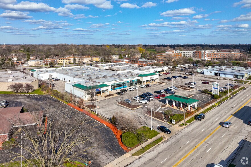More Photos Of 648-678 N Northwest Hwy, Park Ridge Unknown For Lease