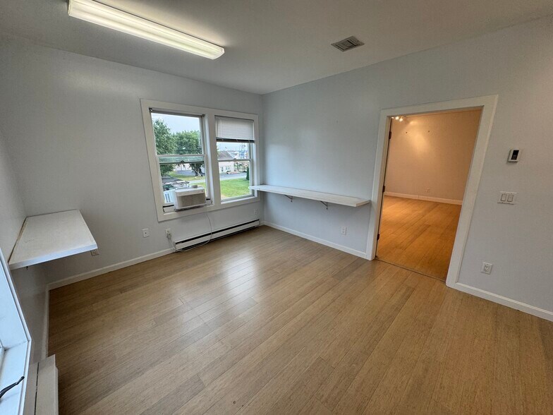 More Photos Of 4 Broadway Avenue Ext, Mystic Office For Sale