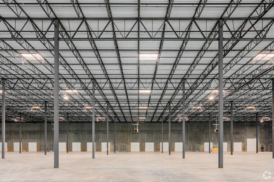 More Photos Of 7413 Cushing Rd, Manassas Refrigeration Cold Storage For Lease