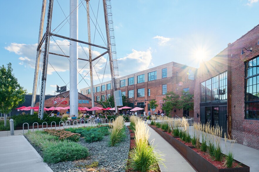 More Photos Of 550 Vandalia St, Saint Paul Loft Creative Space For Lease