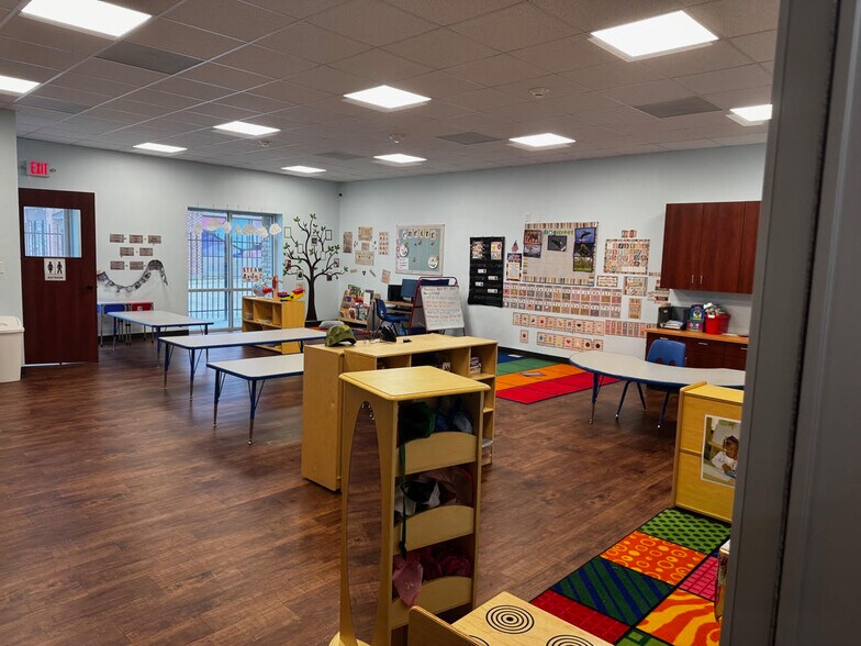 More Photos Of 20715 Bellaire Blvd, Richmond Daycare Center For Sale