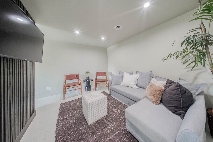 More Photos Of 13419 State Route CC hwy, Rolla Lodge Meeting Hall For Sale