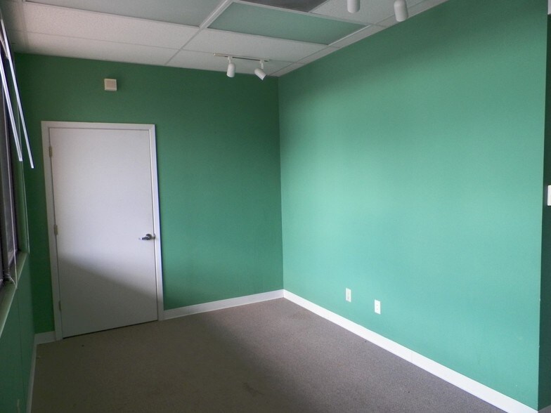 More Photos Of 2424 Old Sterlington Rd, Monroe Freestanding For Lease