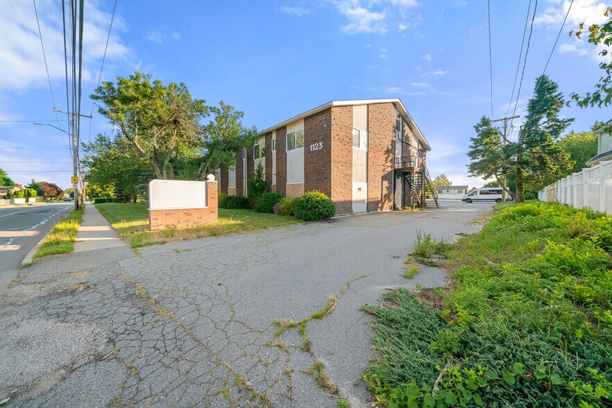 More Photos Of 1123 Rockdale Ave, New Bedford Rehabilitation Center For Sale