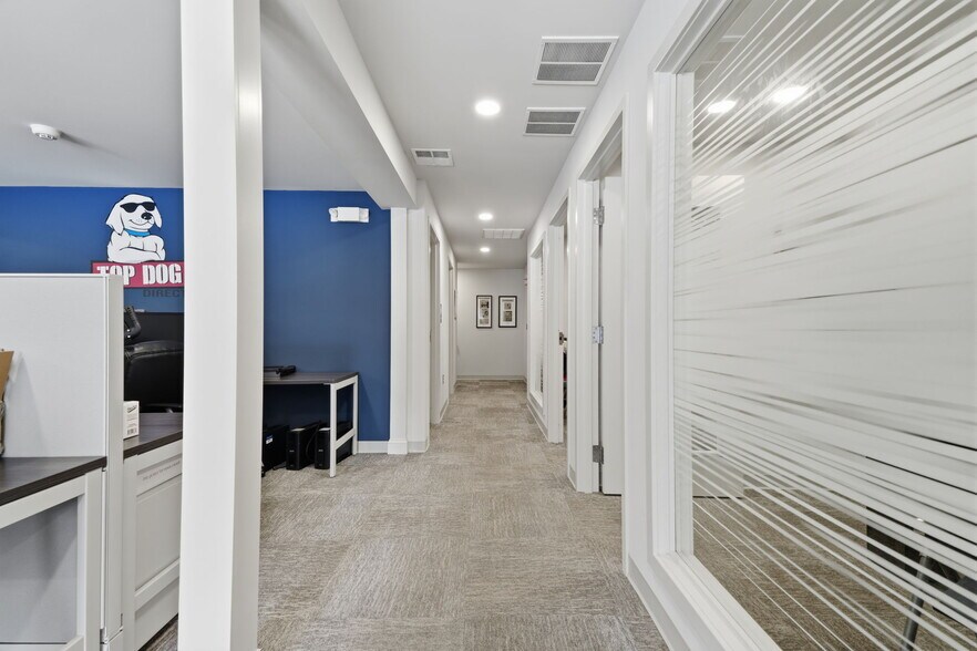 More Photos Of 402 Middletown Blvd, Langhorne Medical For Sale
