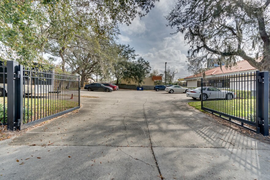 More Photos Of 1202 E Silver Star Rd, Ocoee Medical For Sale