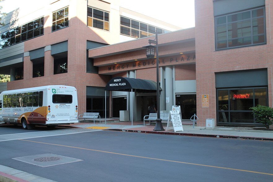 More Photos Of 3941 J St, Sacramento Medical For Sale