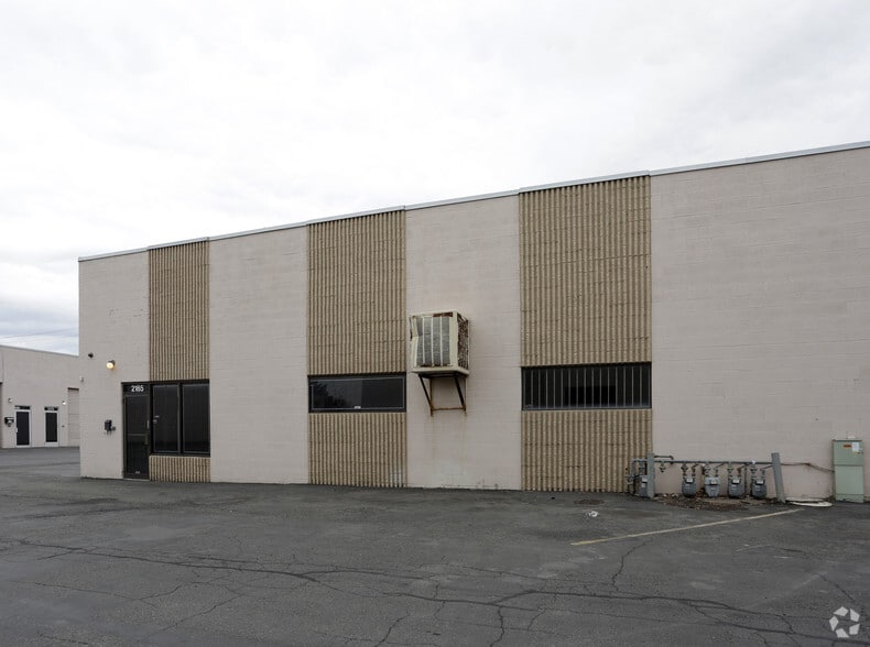 More Photos Of 2185-2201 W 2200 S, Salt Lake City Warehouse For Lease