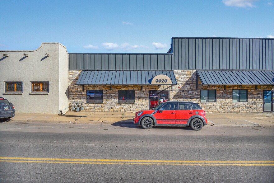 More Photos Of 3020-3040 S Tejon St, Englewood Warehouse For Lease