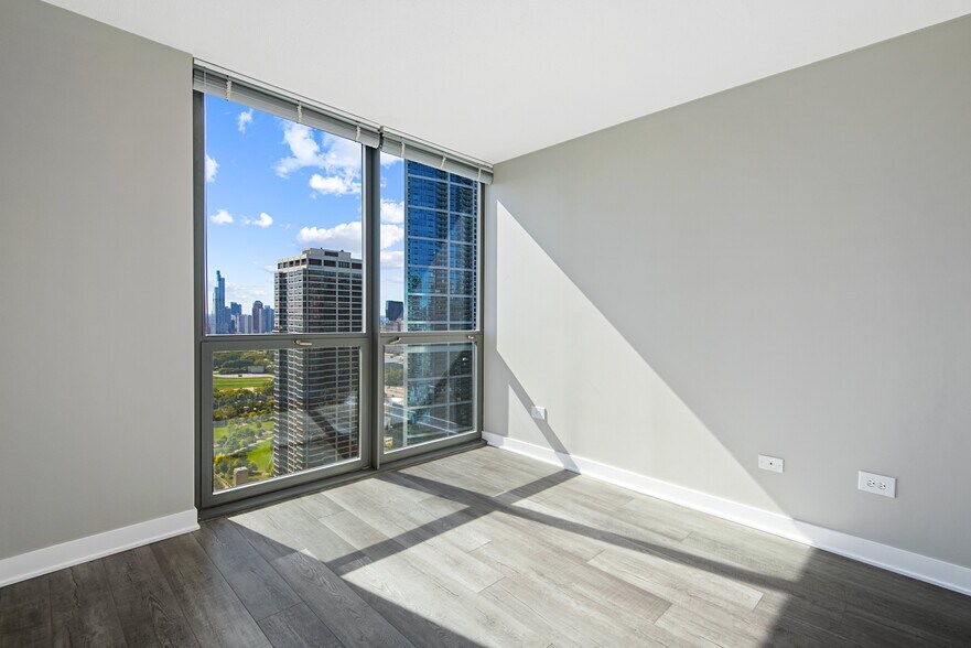 More Photos Of 400 E South Water St, Chicago Apartments For Lease