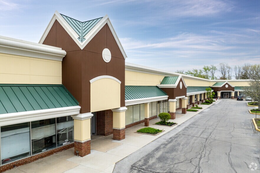 More Photos Of 1461-1535 Schaumburg Rd, Schaumburg Unknown For Lease