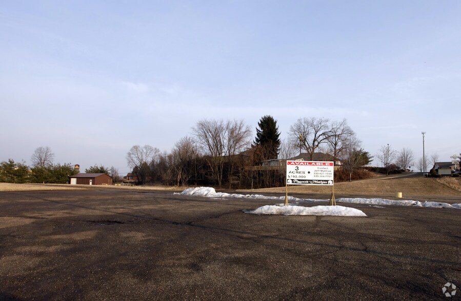 More Photos Of 1203 Front Ave SW, New Philadelphia Land For Sale