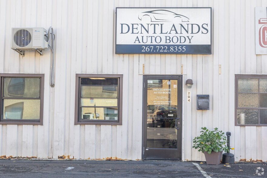 More Photos Of 2727 Philmont Ave, Huntingdon Valley Warehouse For Lease