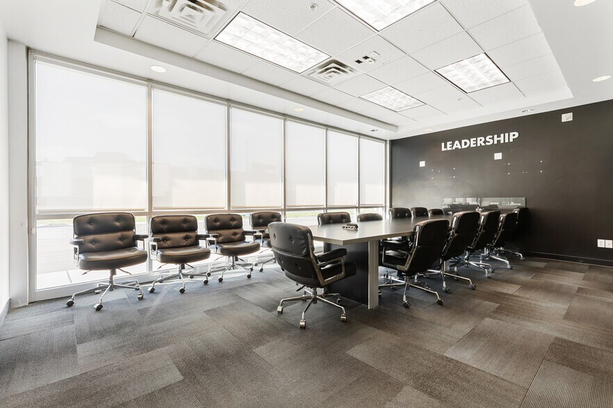 More Photos Of 1278-1296 Sandhill Rd, Orem Office For Sale