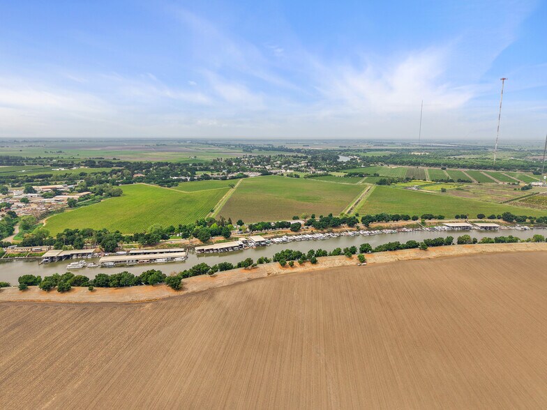 More Photos Of 1400 Old Levee rd, Walnut Grove Land For Sale