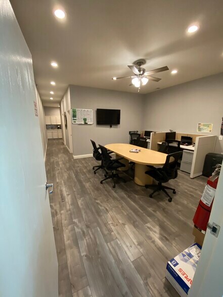 More Photos Of 8417 Washington Blvd, Roseville Warehouse For Sale