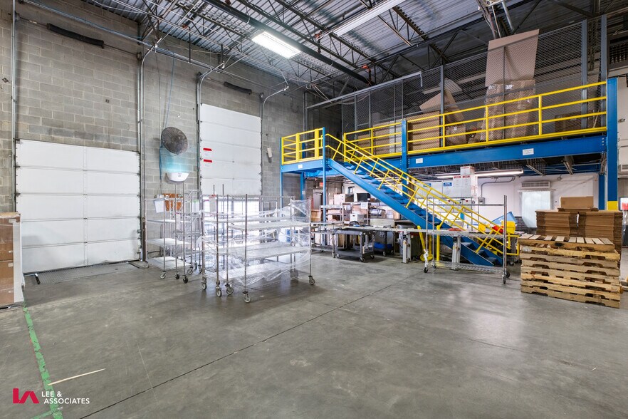 More Photos Of 3025 Northwoods Pky, Peachtree Corners Warehouse For Lease