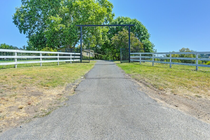More Photos Of 1200 Gold Hill Rd, Newcastle Land For Sale