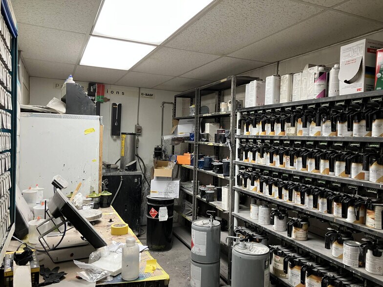 More Photos Of 516 Cleveland St, Saginaw Restaurant For Sale