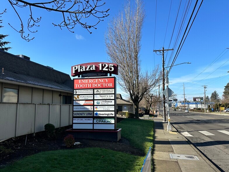 More Photos Of 12728 SE Stark St, Portland Loft Creative Space For Sale