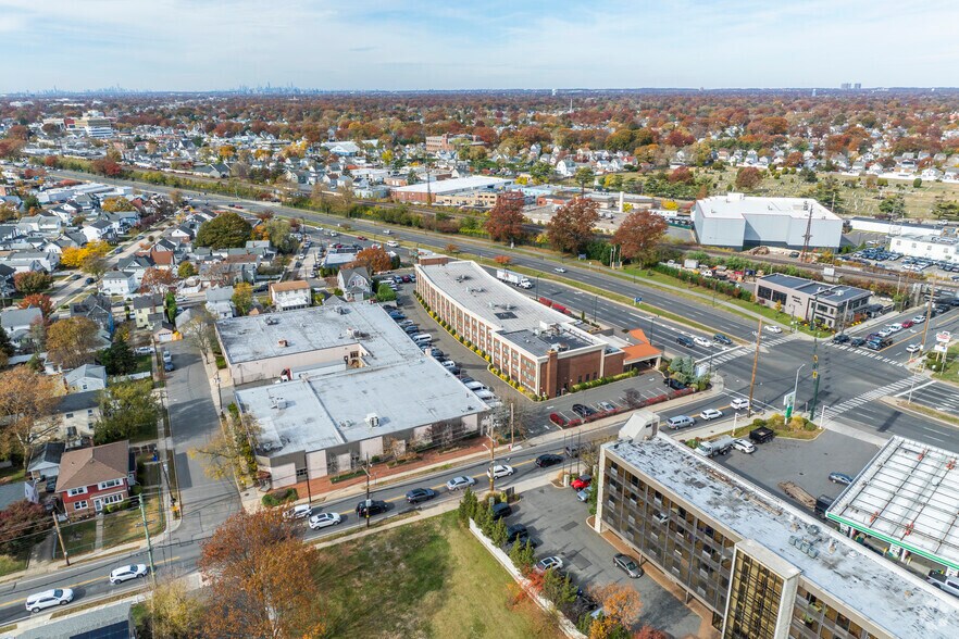 More Photos Of 410 Ocean Ave, Lynbrook Flex For Lease