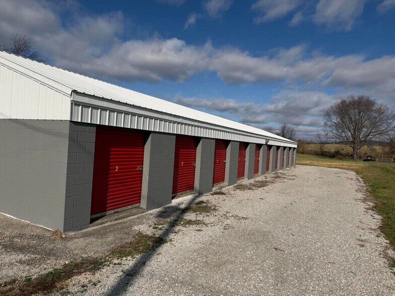 More Photos Of 120 Alexander St, Monticello Self Storage For Sale