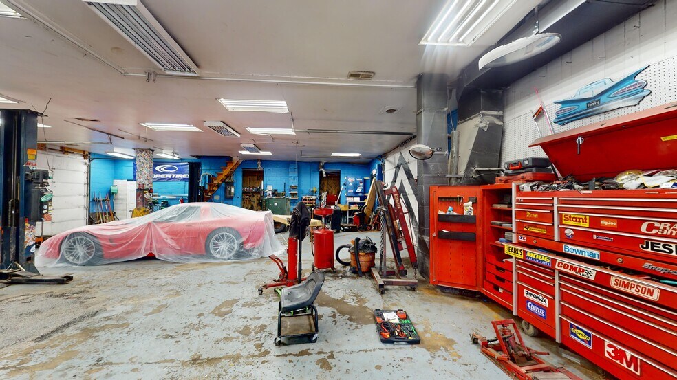 More Photos Of 2020 Chaneyville Rd, Owings Auto Repair For Sale