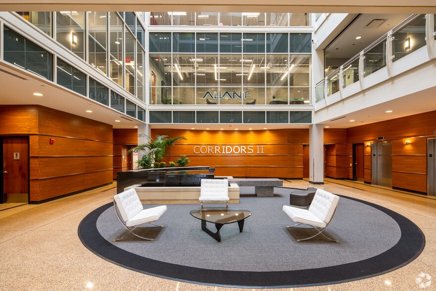 More Photos Of 2651 Warrenville Rd, Downers Grove Unknown For Lease