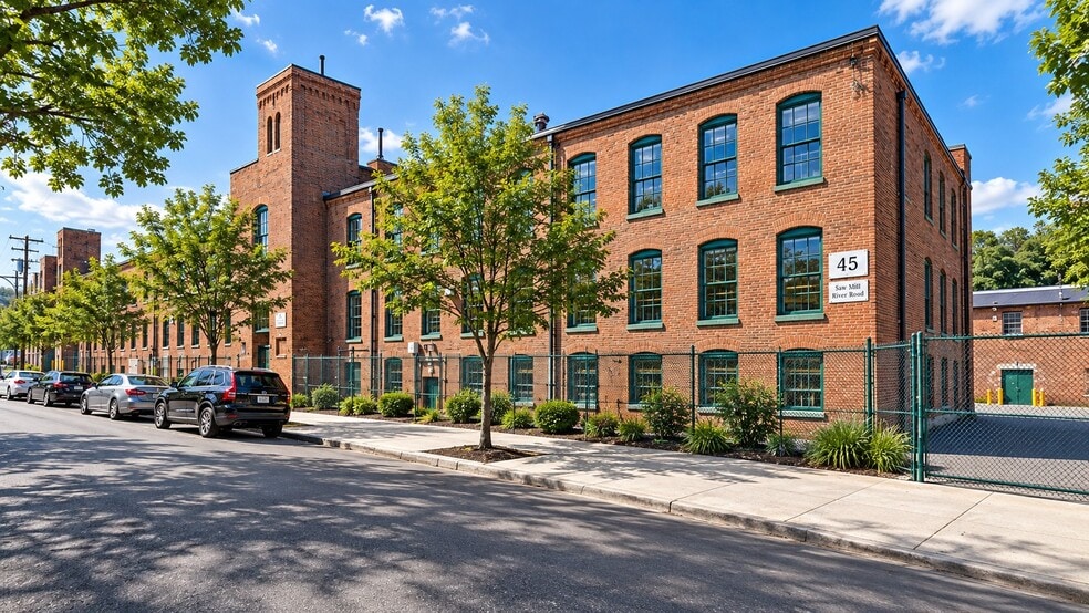More Photos Of 45 Saw Mill River Rd, Yonkers Warehouse For Lease