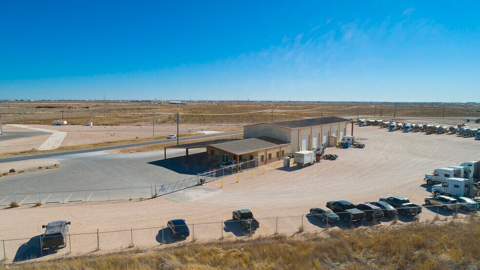 Primary Photo Of 11004 County 100 Rd, Midland Warehouse For Lease