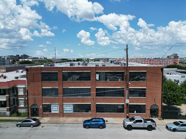 More Photos Of 120 Saint Louis Ave, Fort Worth Office For Sale