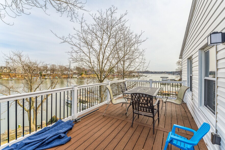 More Photos Of 460 Carvel Beach Rd, Baltimore Apartments For Sale