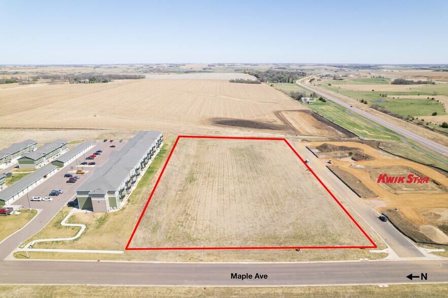 More Photos Of 0 N Maple Ave, Hartford Land For Sale