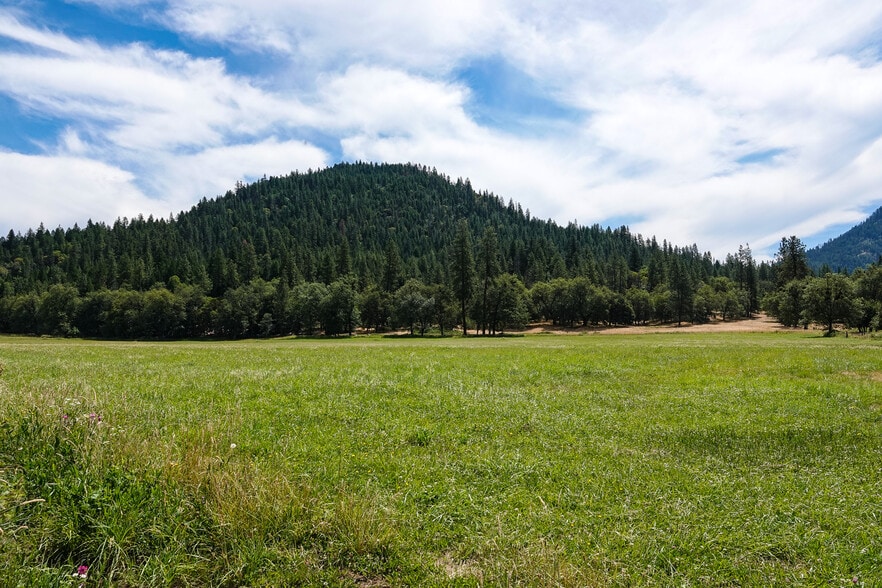 More Photos Of 44510 State 96 Hwy, Seiad Valley Land For Sale