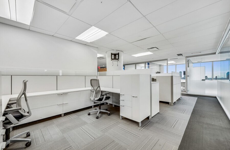More Photos Of 805 Third Ave, New York Office For Lease
