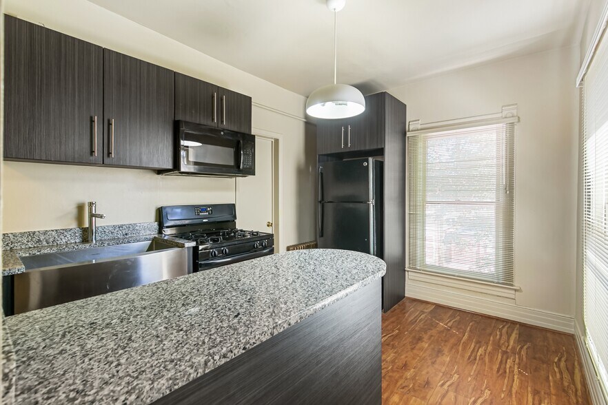 More Photos Of 1466 Detroit St, Denver Apartments For Sale