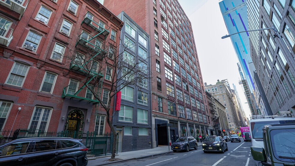 More Photos Of 324 W 44th St, New York Hotel For Sale
