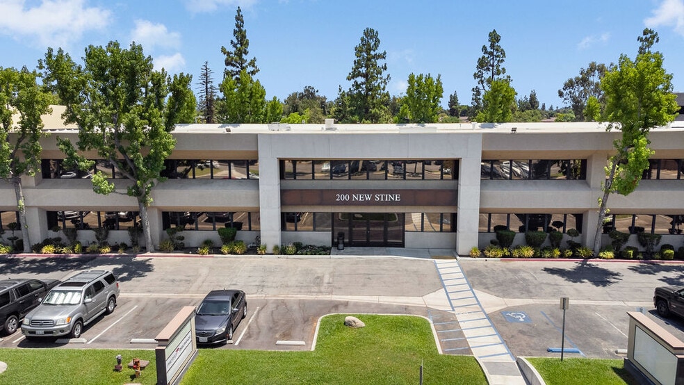 More Photos Of 200 New Stine Rd, Bakersfield Office For Sale