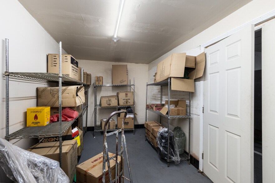 More Photos Of , Banning Unknown For Sale