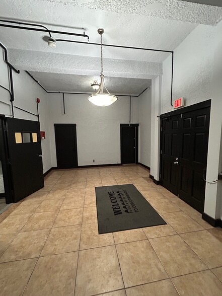 More Photos Of 3621 S Pacific Ave, San Pedro Apartments For Sale