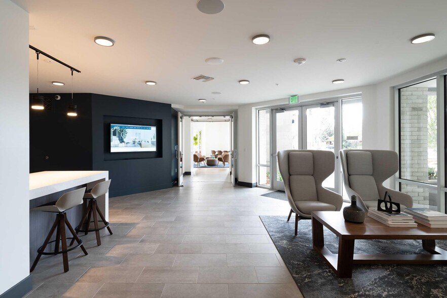 More Photos Of 3675 T St, Sacramento Apartments For Lease