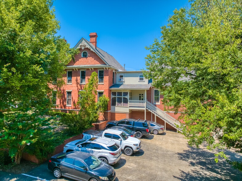 More Photos Of 631 S Hull St, Montgomery Loft Creative Space For Sale