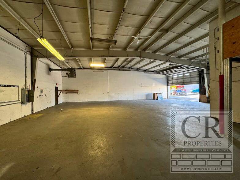 More Photos Of 97 N Clinton St, Poughkeepsie Light Manufacturing For Sale