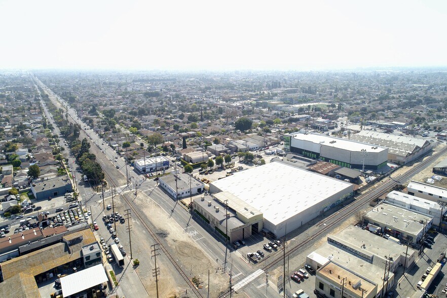 More Photos Of 3400-3470 Randolph St, Huntington Park Warehouse For Lease